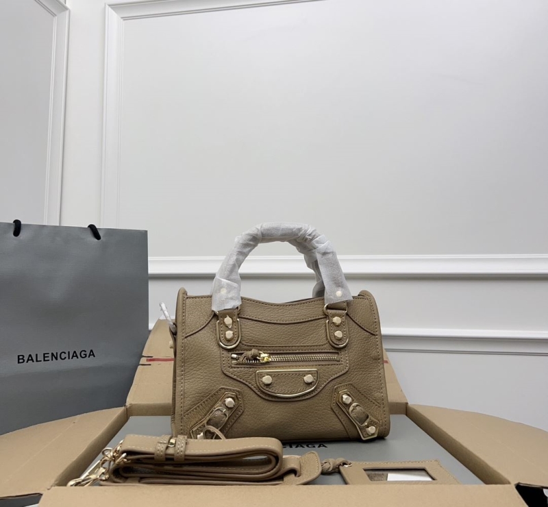 Ba1en*iaga classic city bags
